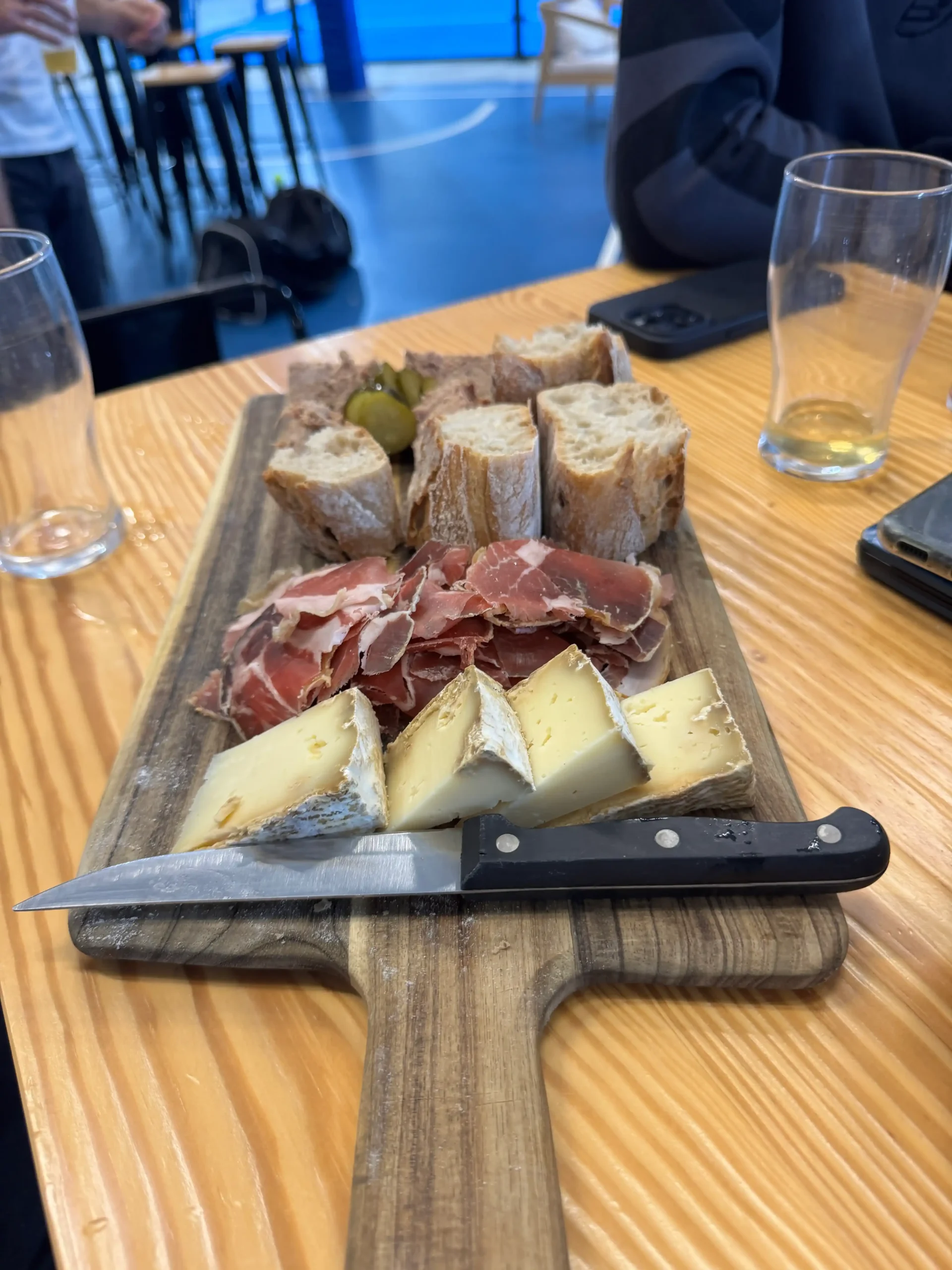 Visite des locaux Maneo, entreprise partenaire de l’Arène Cahors.